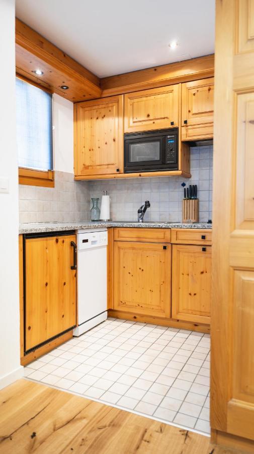 Wunderstay Alpine 3 Chic Studio Central Location Клостерс Екстериор снимка